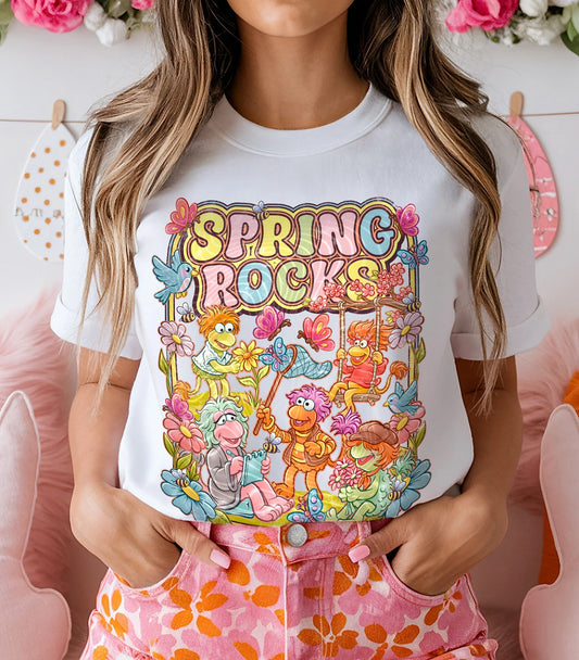 SPRING ROCKS TEE