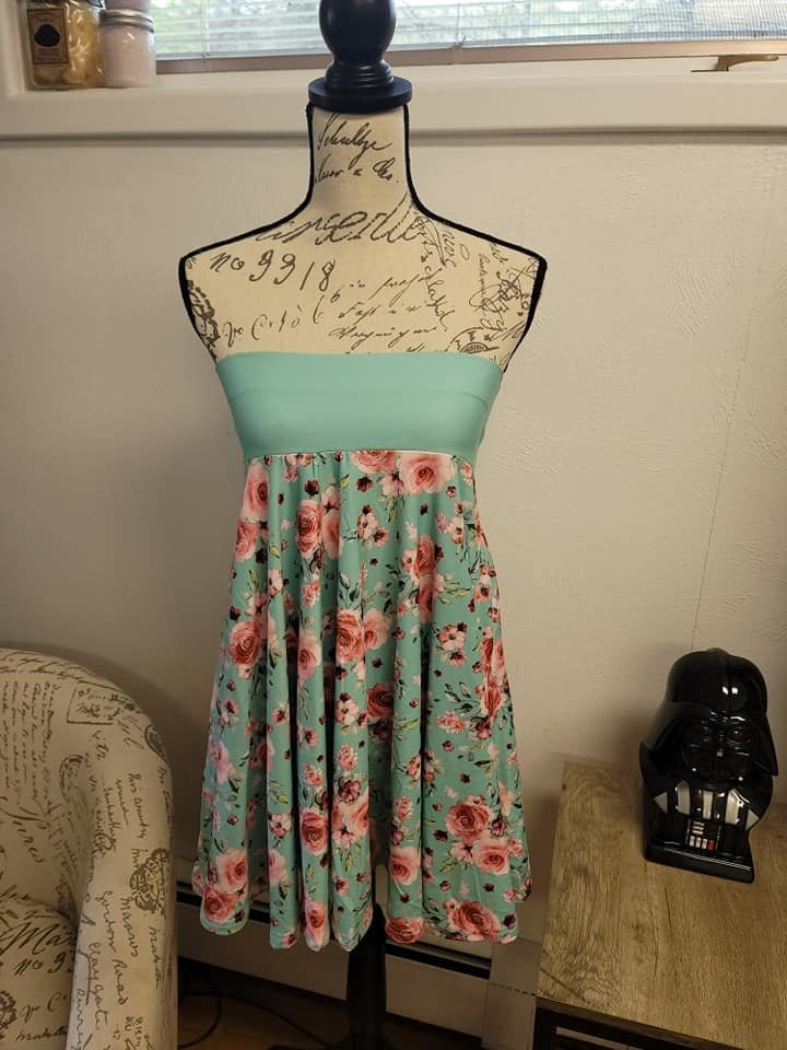 TOR'S FLOWERS - DIPPED SWING SKIRTS - PREORDER CLOSING 3/4 ETA MAY